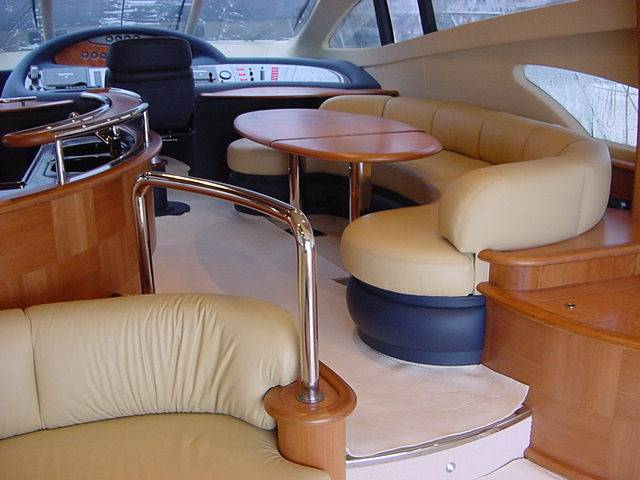 Azimut 62