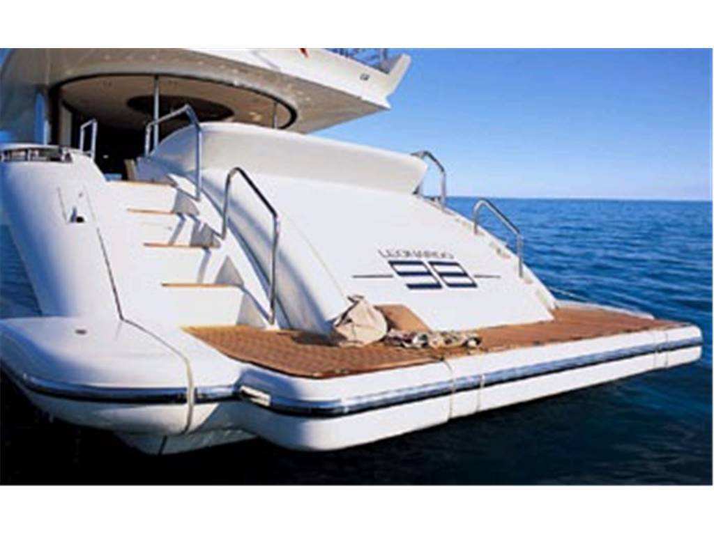 Azimut 98