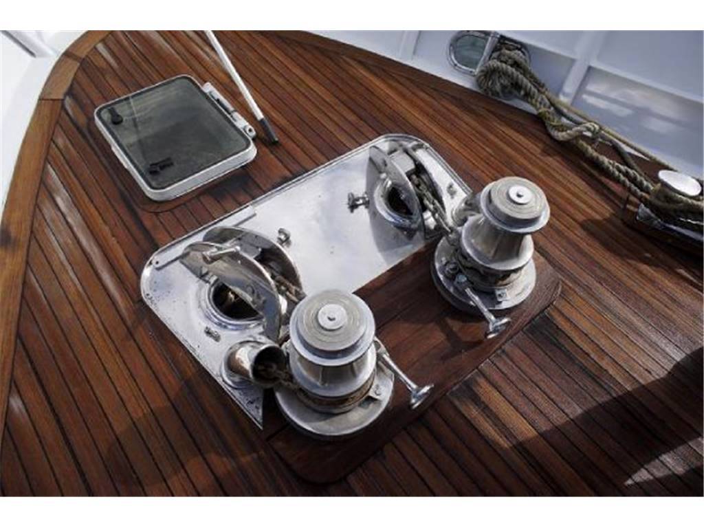 Benetti sail division 79