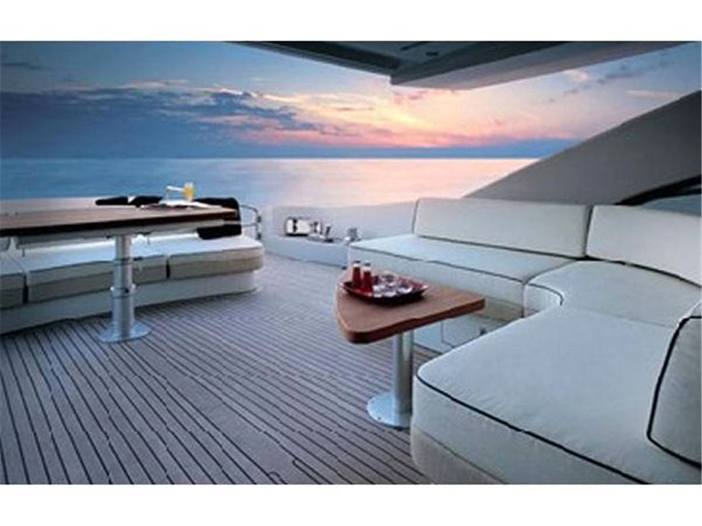 Azimut 86s