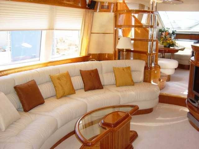 Azimut 74 solar