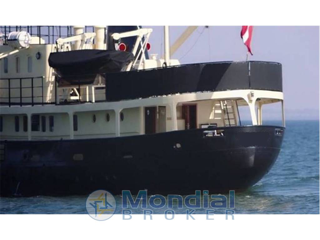 Explorer Fascinating explorer-