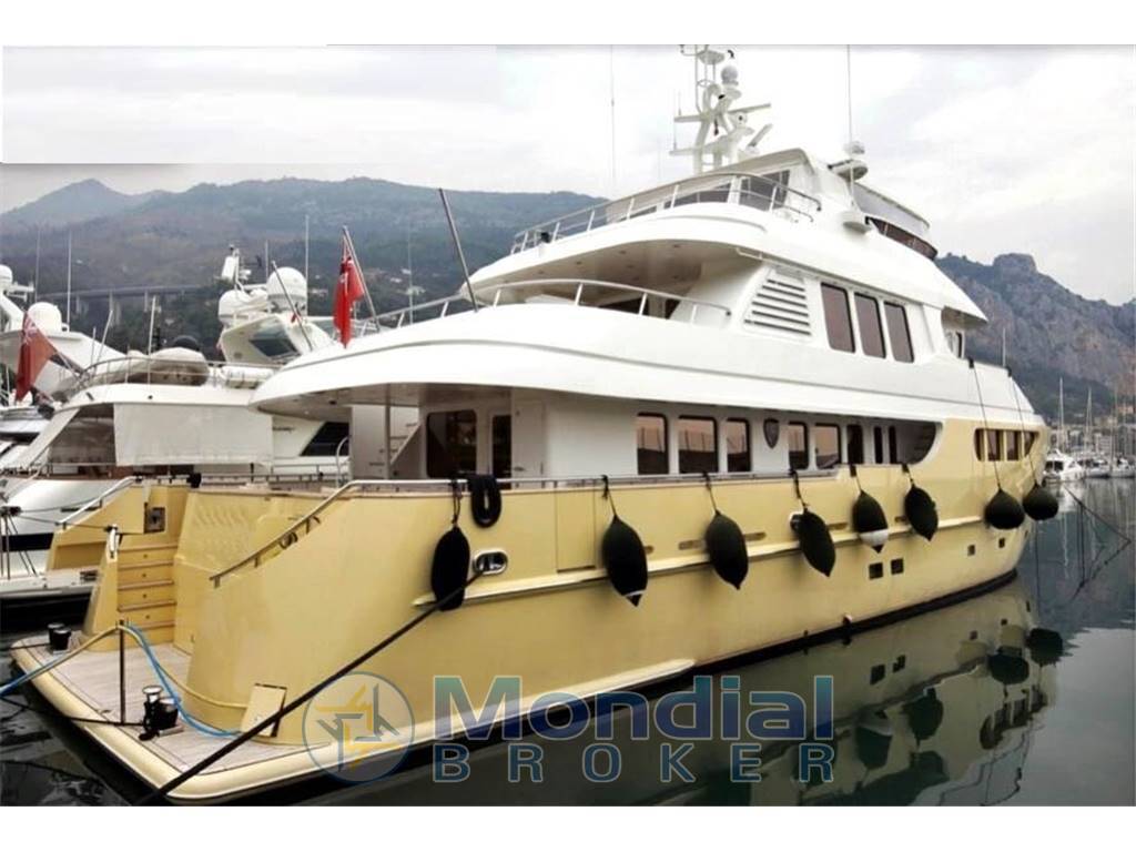 Bandido Explorer trawler jade 90
