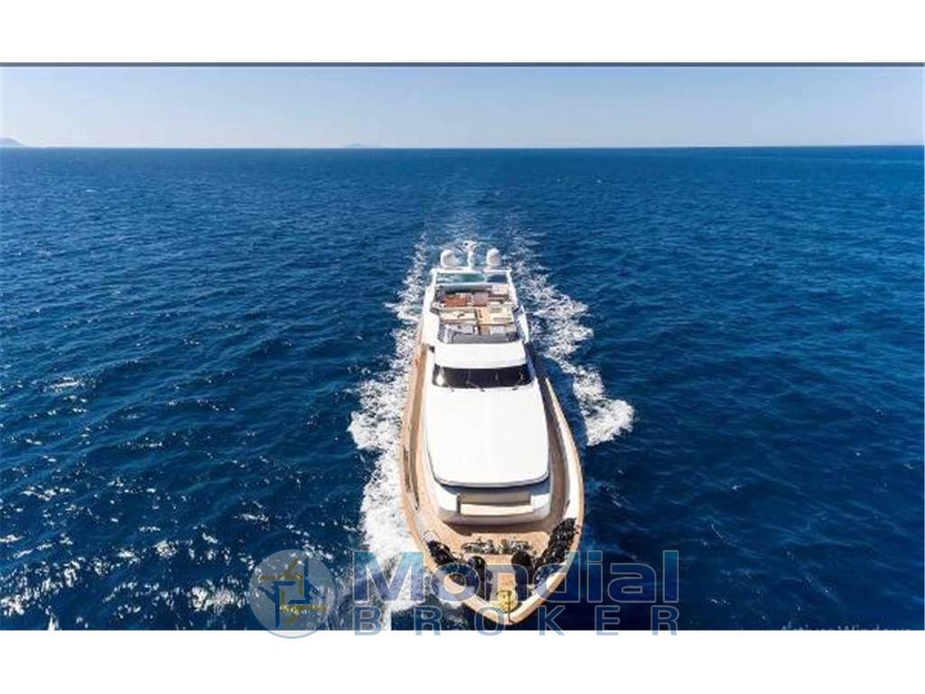 Cantiere di pisa Akhir 105