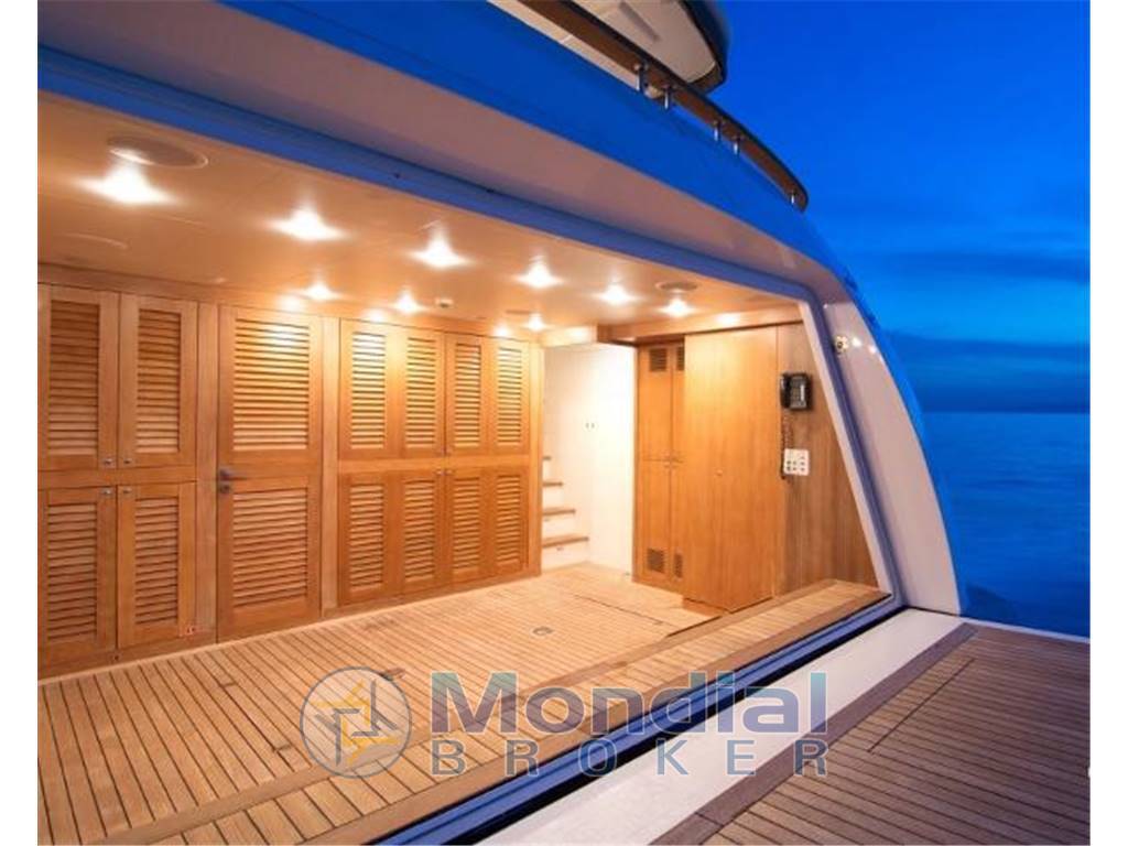 Cantiere di pisa Akhir 105