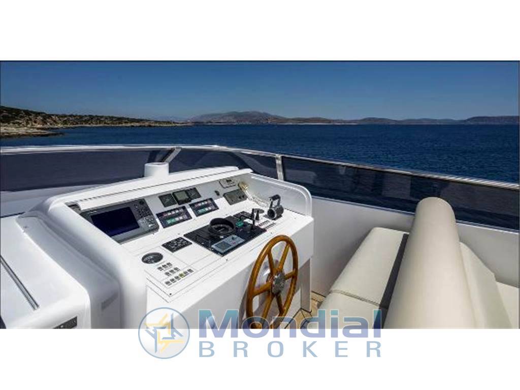 Cantiere di pisa Akhir 105
