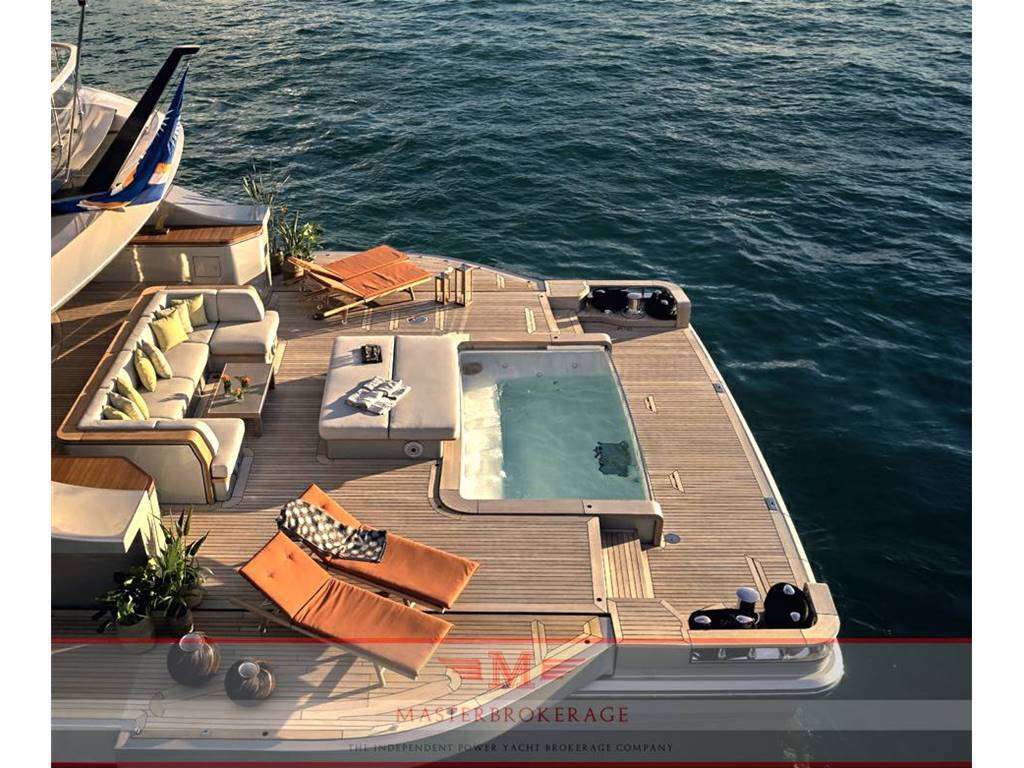 Benetti Oasis 40 metri