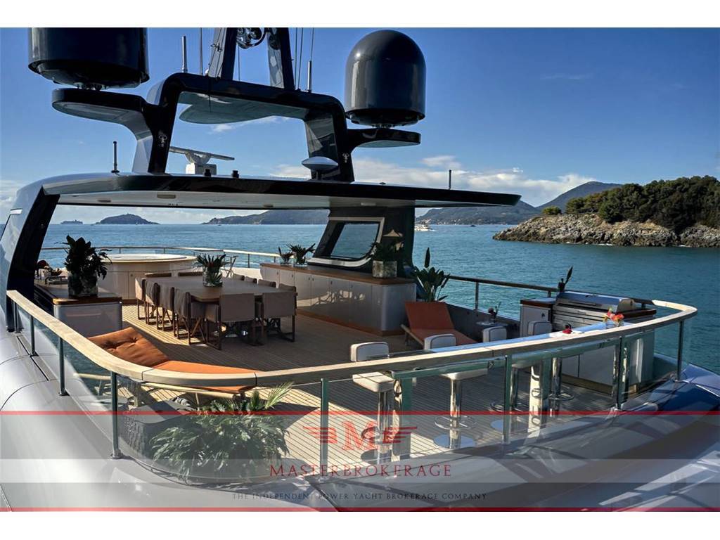 Benetti Oasis 40 metri
