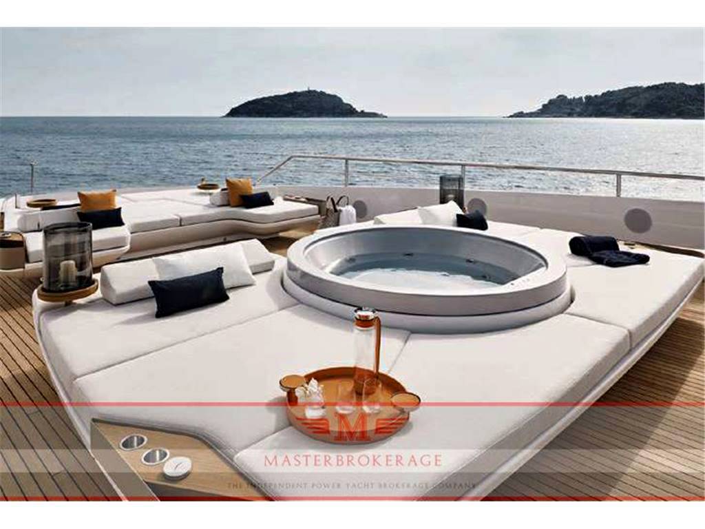 Azimut Grande 38 trideck