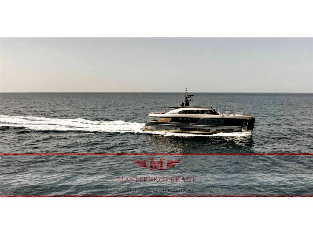 Azimut Magellano 30 metri