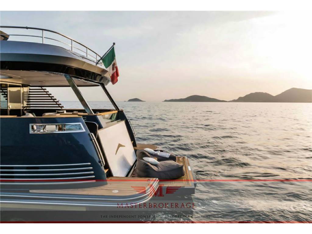 Azimut Magellano 30 metri