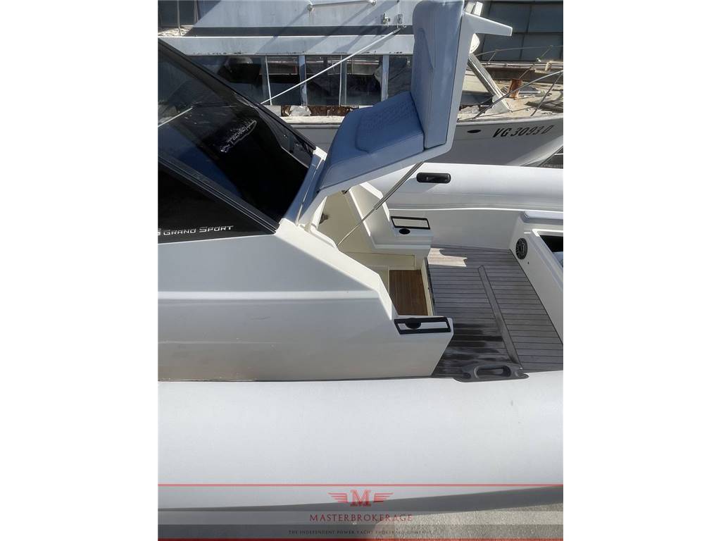 Technohull T38 gran sport