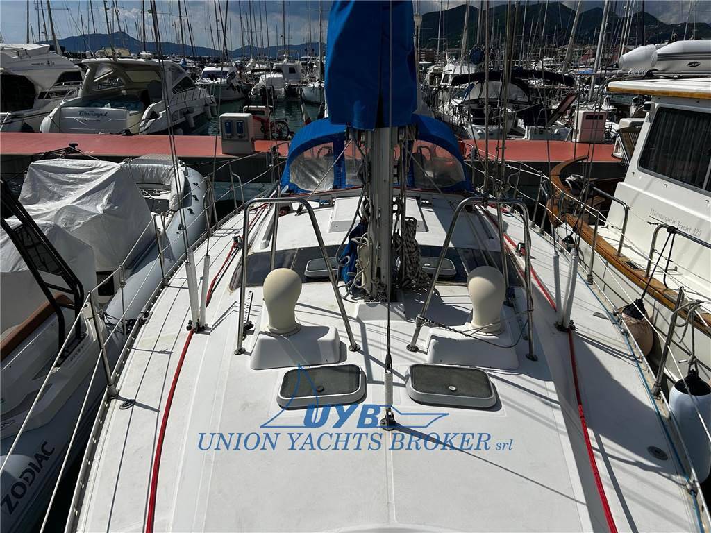 Beneteau Oceanis 39