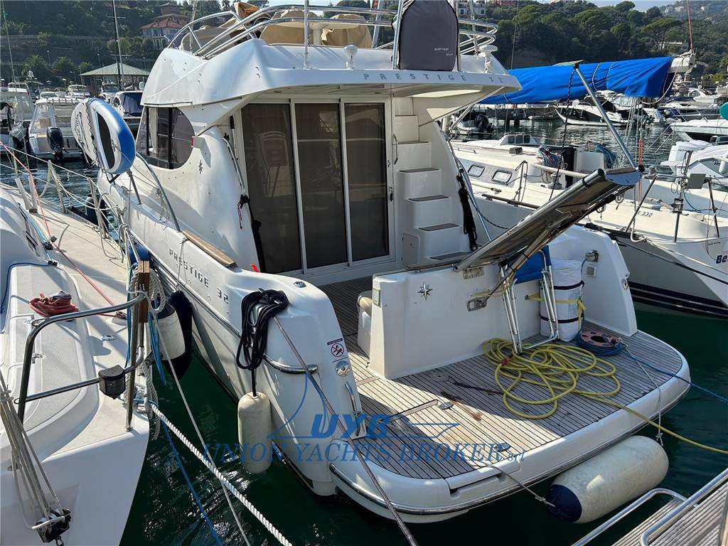 Prestige 32