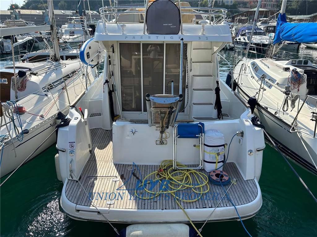 Prestige 32