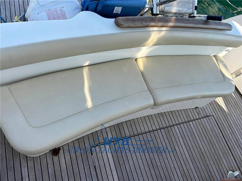 Prestige 32