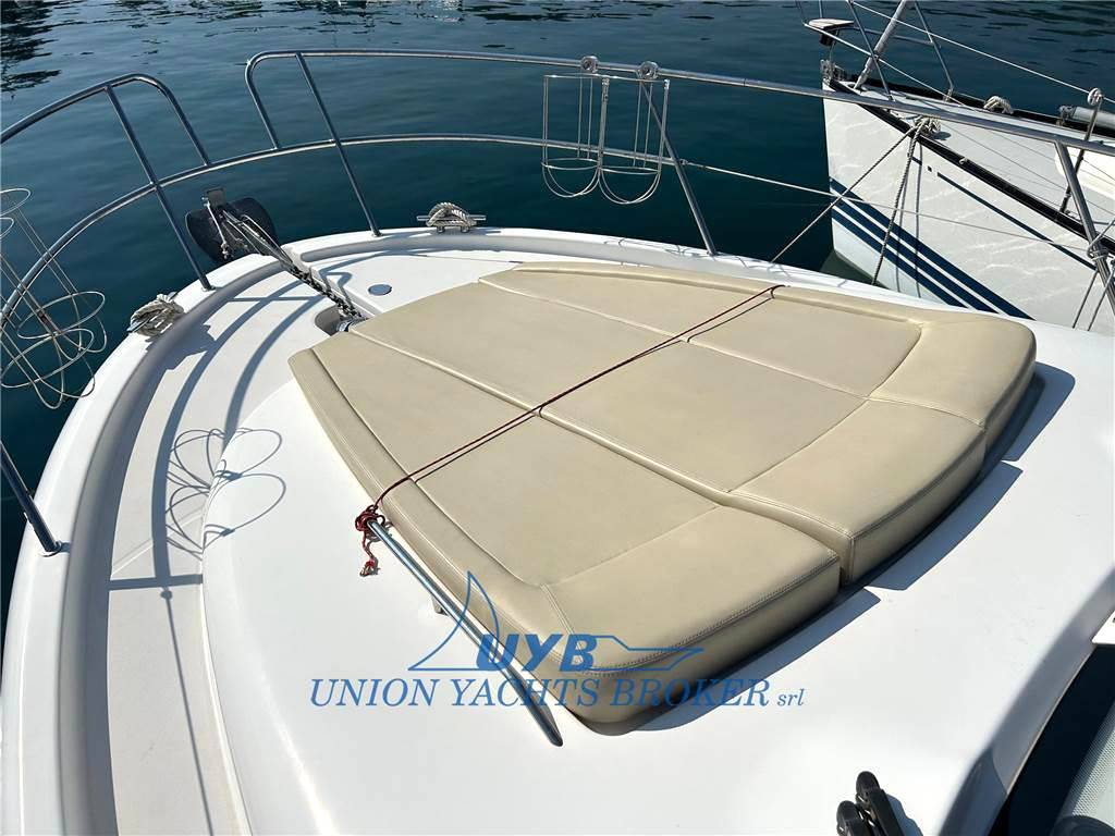 Prestige 32