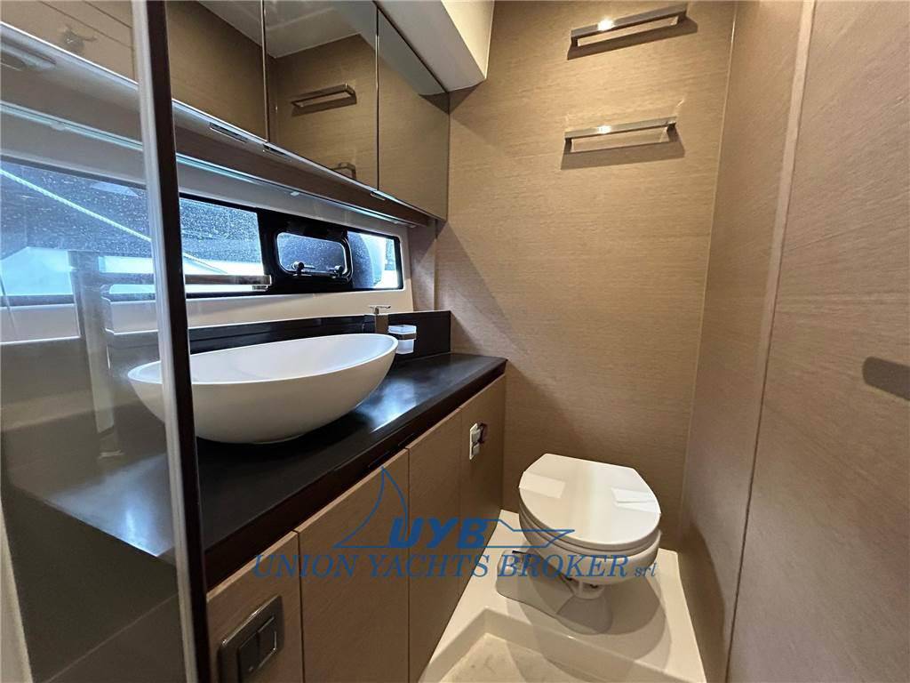 Prestige 460 fly