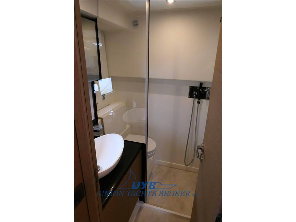 Prestige 460 fly