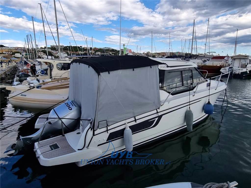 Jeanneau Merry fisher 795