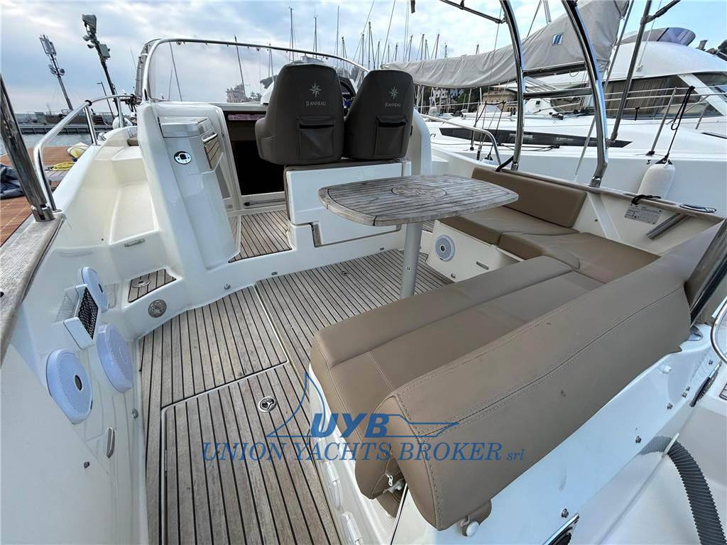 Jeanneau Cap camarat 8.5 wa