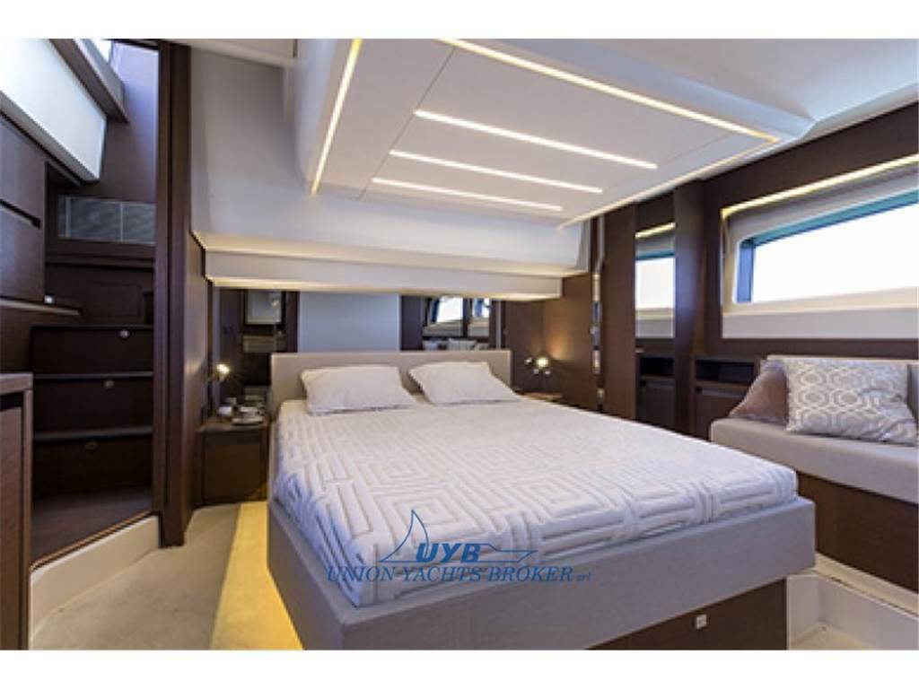 Prestige 520