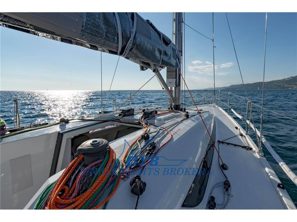 Italia yachts Italia 9.98