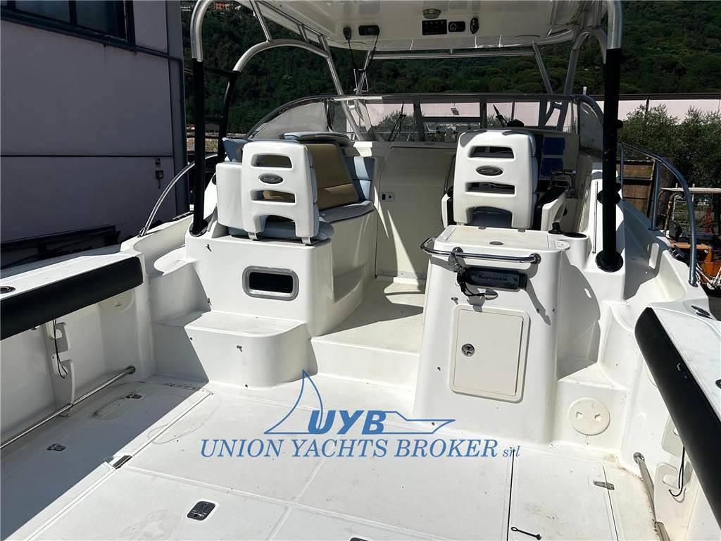 Boston whaler Boston 305 conquest