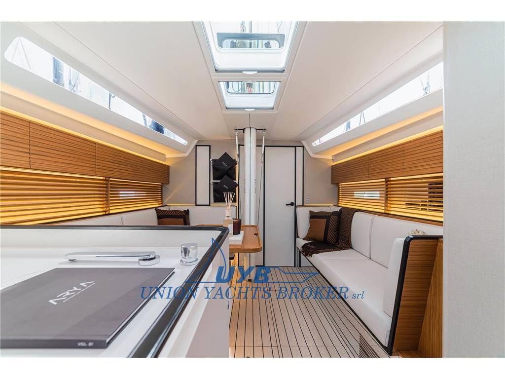 Italia yachts Italia 12.98