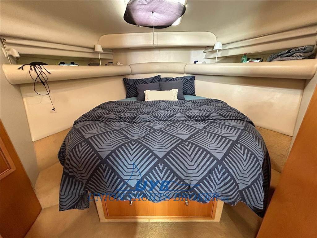 Riviera marine 4000 offshore