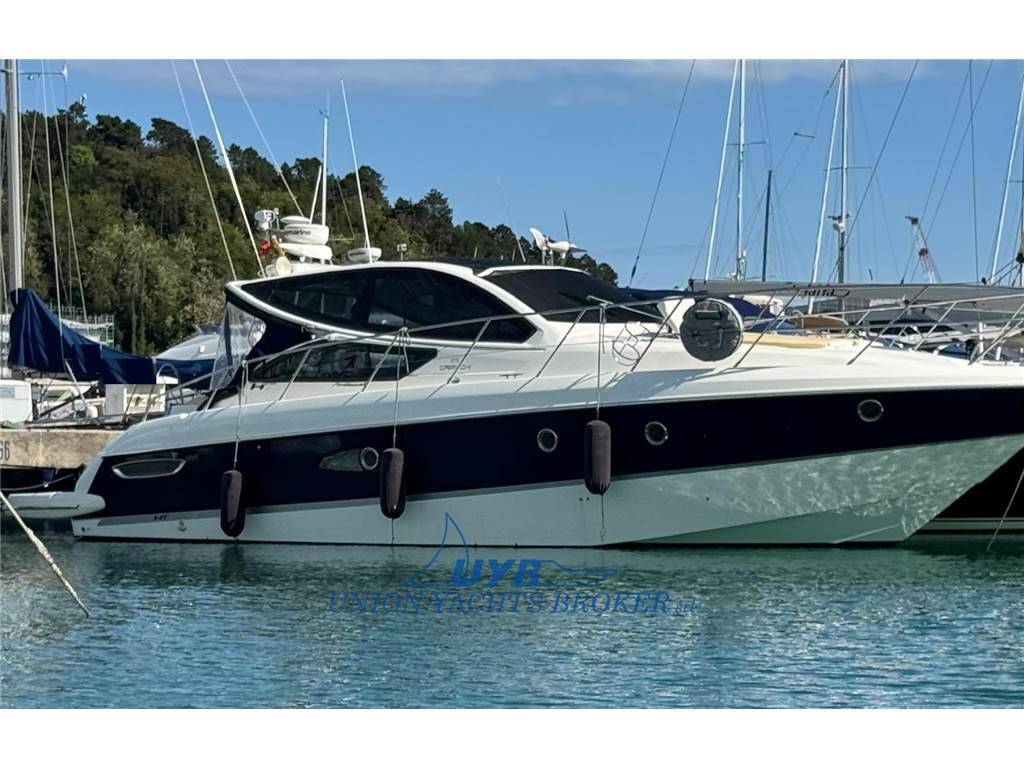 Cranchi Mediterranee 43 hard top