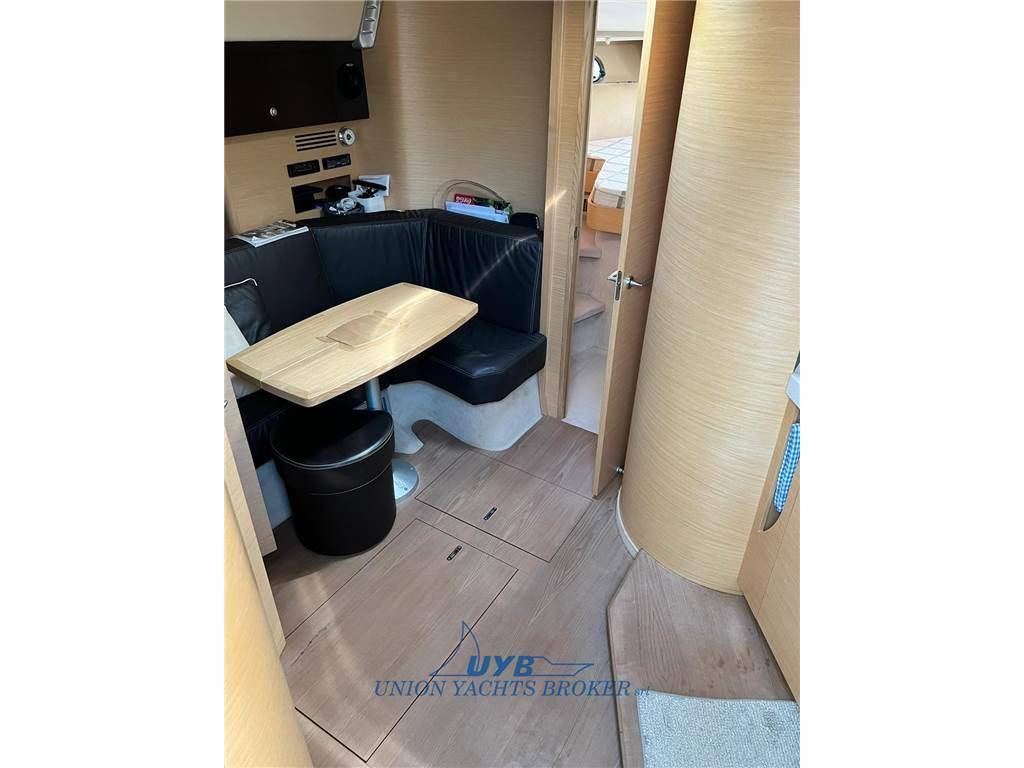 Cranchi Mediterranee 43 hard top