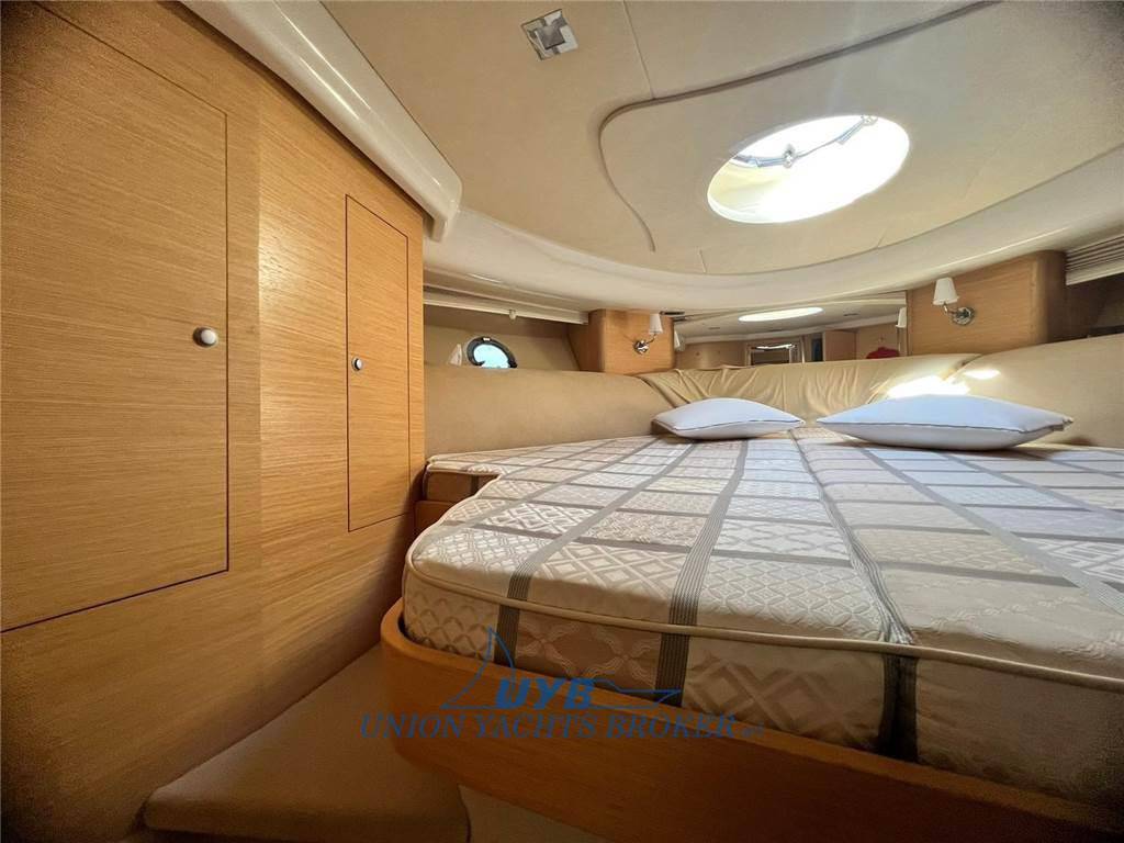Cranchi Mediterranee 43 hard top