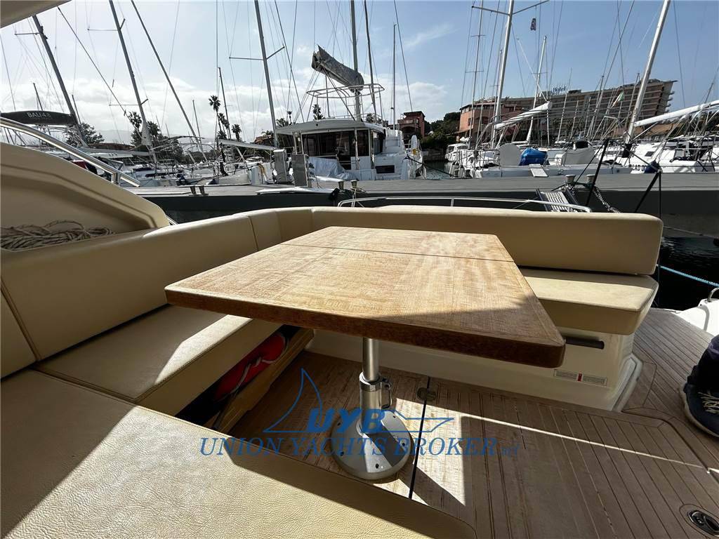 Cranchi M44 ht