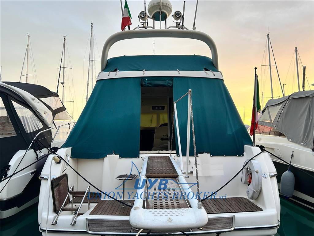Prestige 36 fly