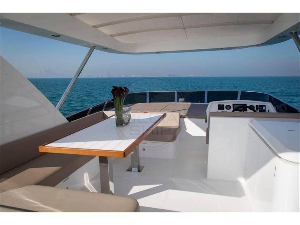 Gulf craft Majesty 62