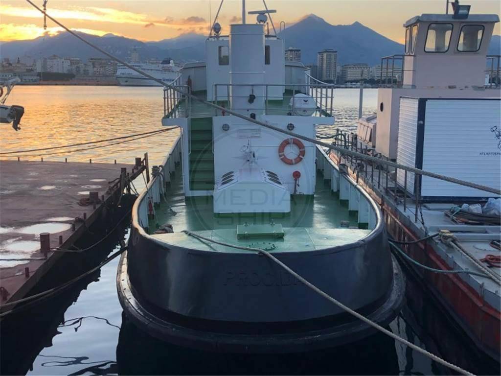 Cantiere navale pellegrino Rimorchiatore 22 mt