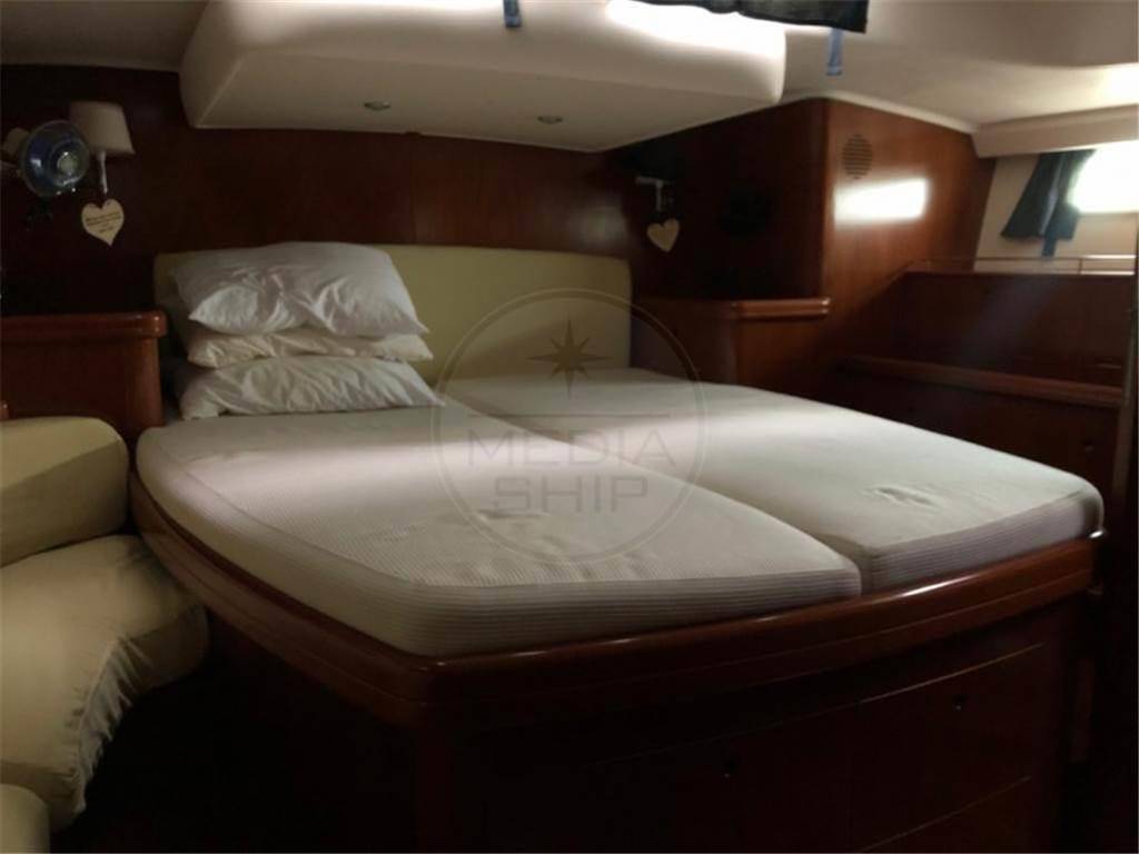 Beneteau 57