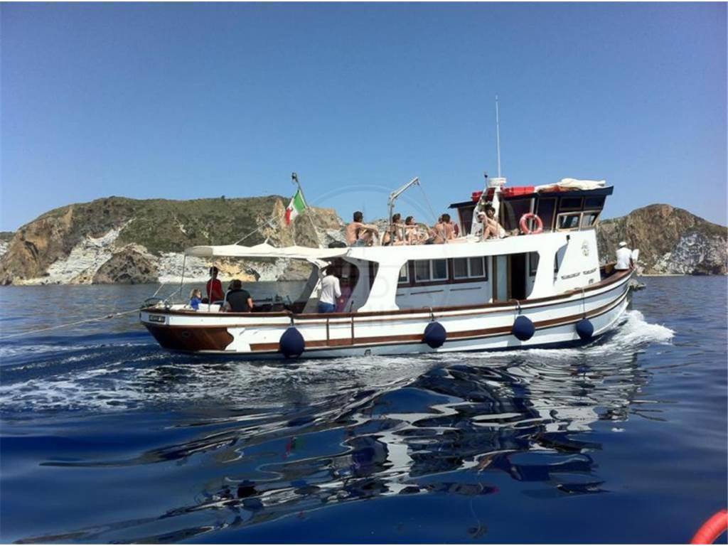 Benetti sail division Rimorchiatore