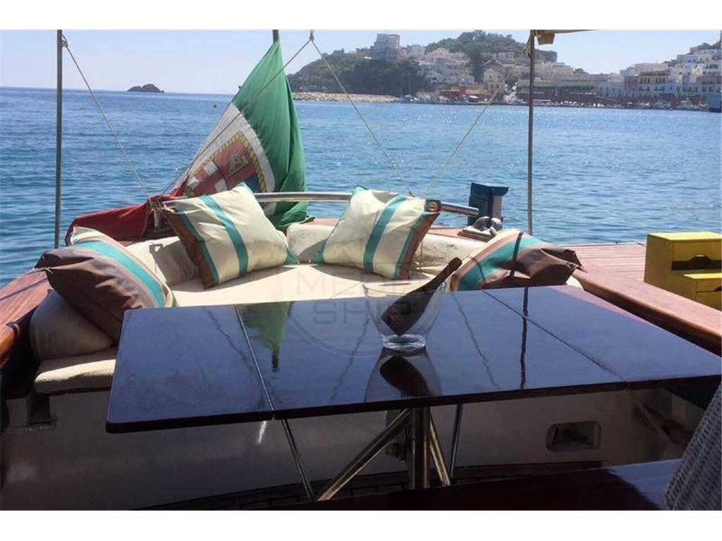 Benetti sail division Rimorchiatore