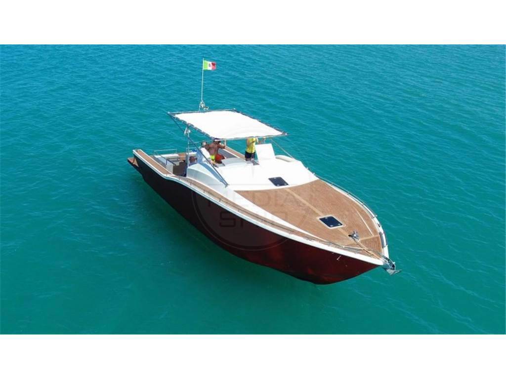 V yacht V40