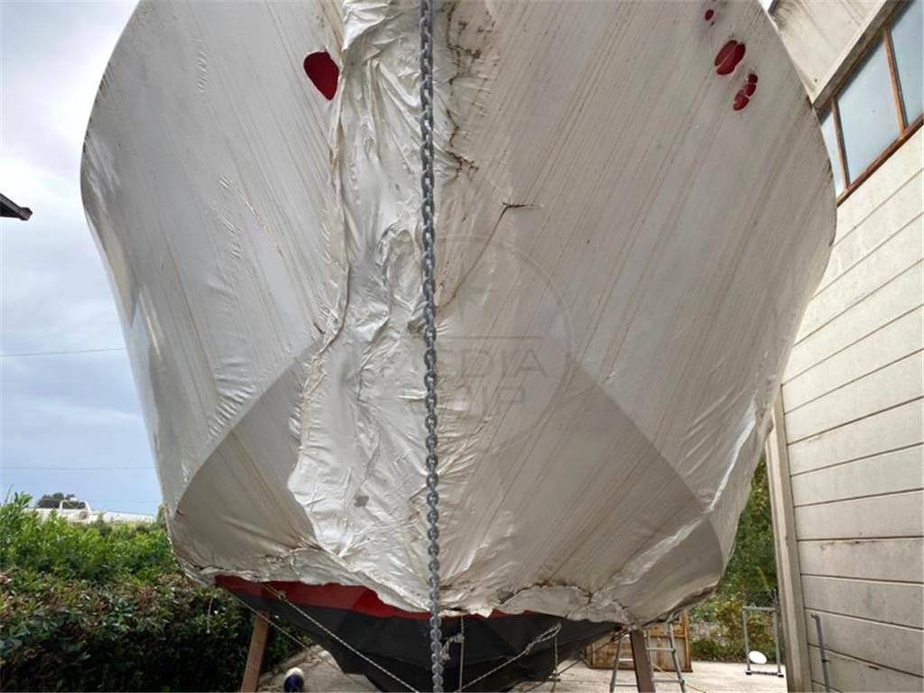 V yacht V40