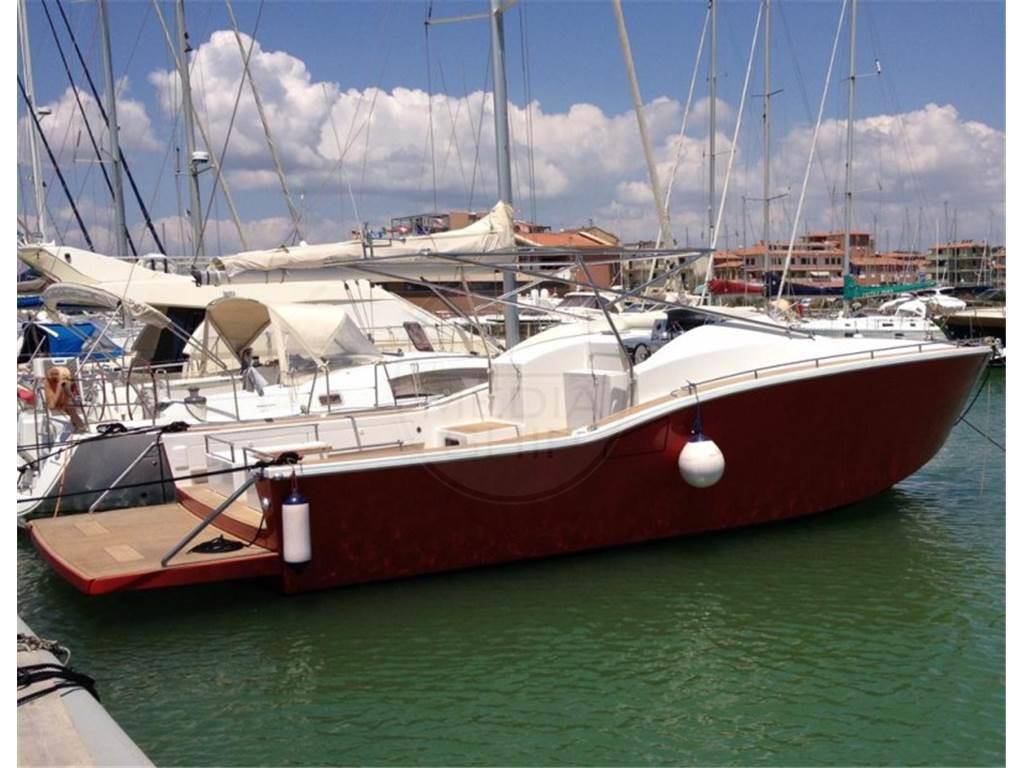 V yacht V40