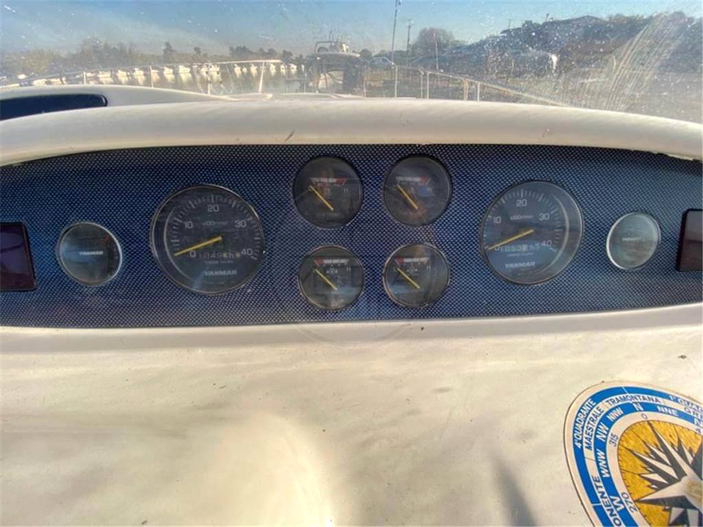 Compositi costruzioni navali Composit 415