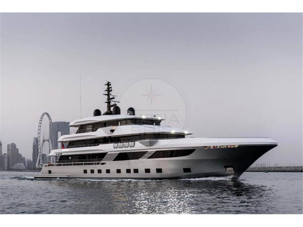 Gulf craft Majesty 175