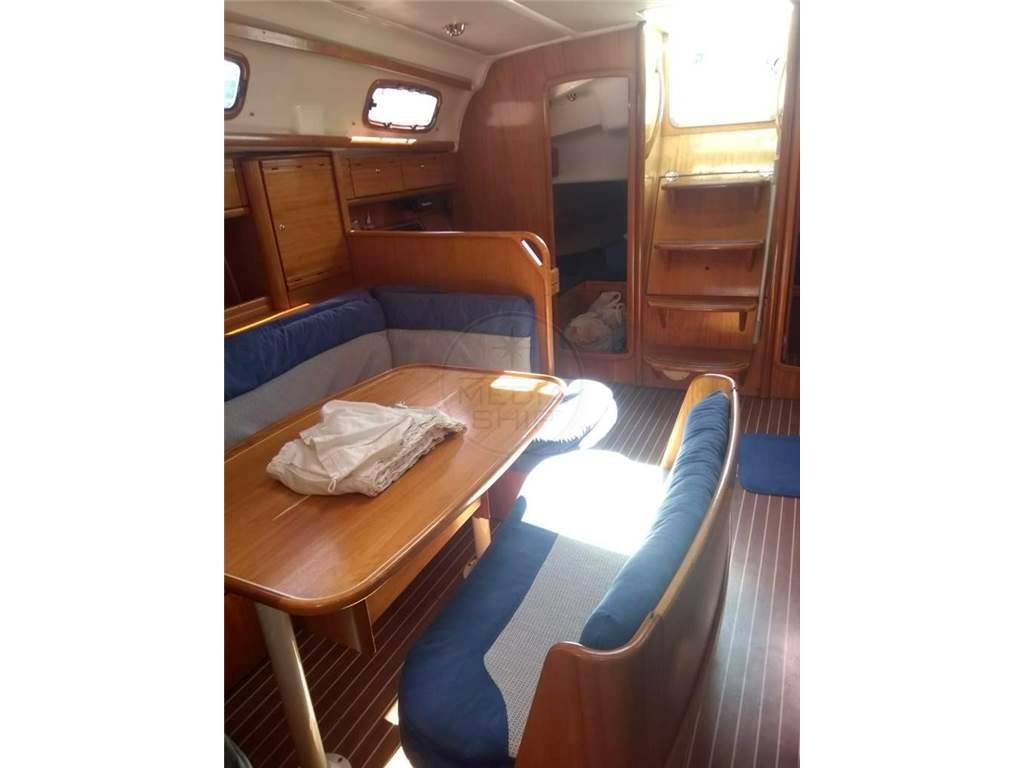 Bavaria 39