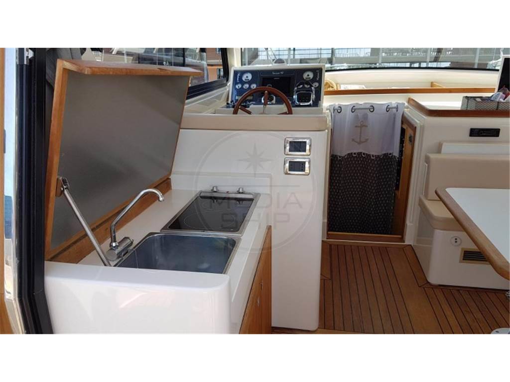 Di donna Serapo 42 cabin