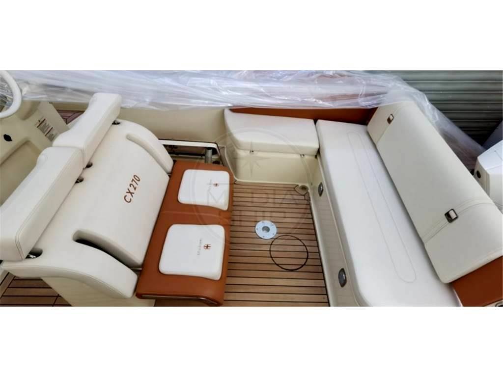 Invictus yacht Invictus cx270