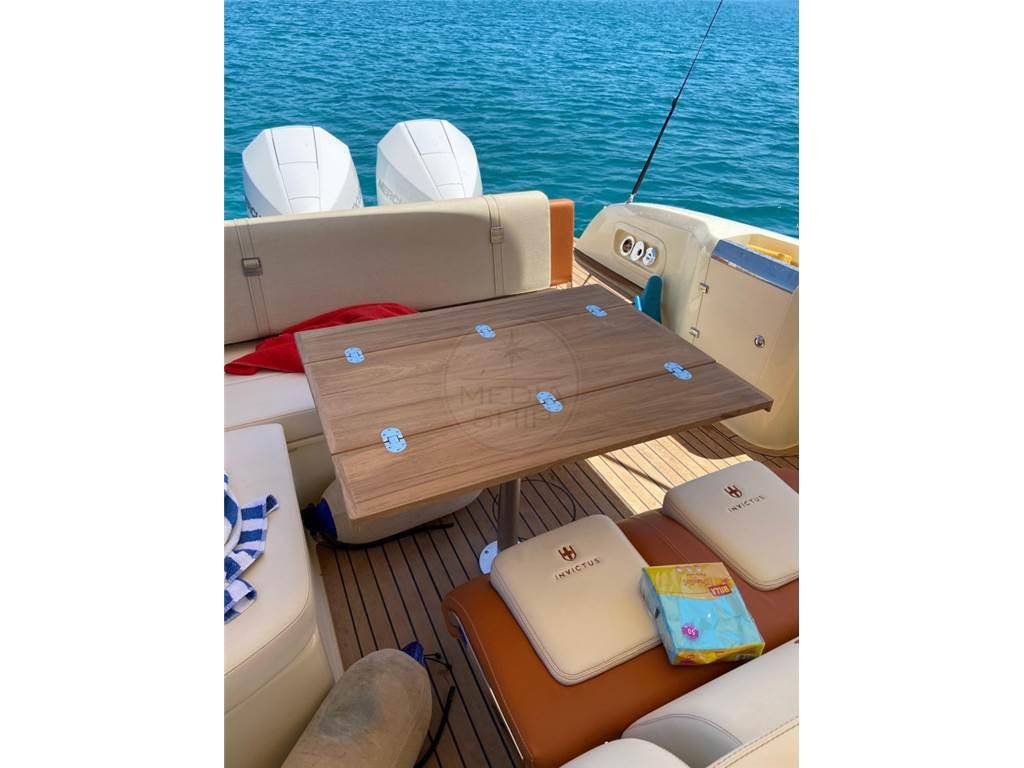 Invictus yacht Invictus cx270