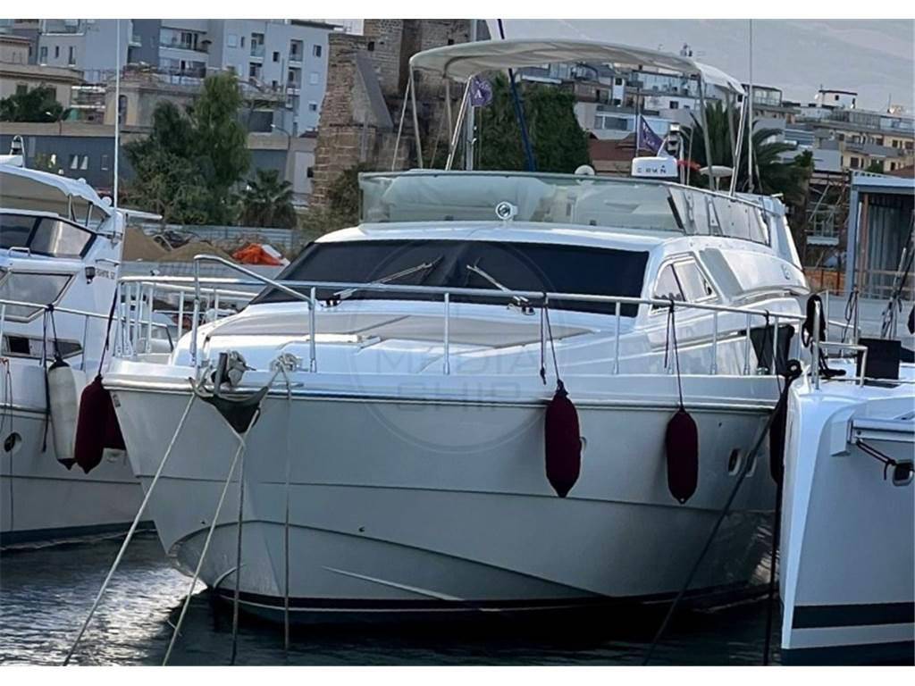 Ferretti 165